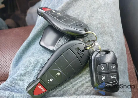 2019 Ram 1500 Classic Express 4X4 6'4 Box from USA, damaged, VIN 1C6RR7FG7KS544729